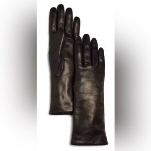Bloomingdale’s Cashmere Lined Leather Gloves